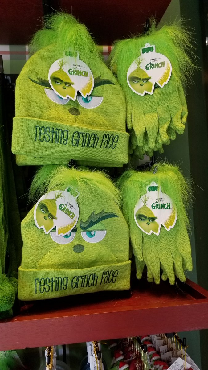 Hedgehog S Corner No Twitter New The Grinch 2018 Movie Merchandise Universal Studios Parks Exclusive Grinch Holiday Dr Seuss Benedictcumberbatch Illumination Christmas Hats Gloves Shirts Pins Scarves Ornaments Love It You Can