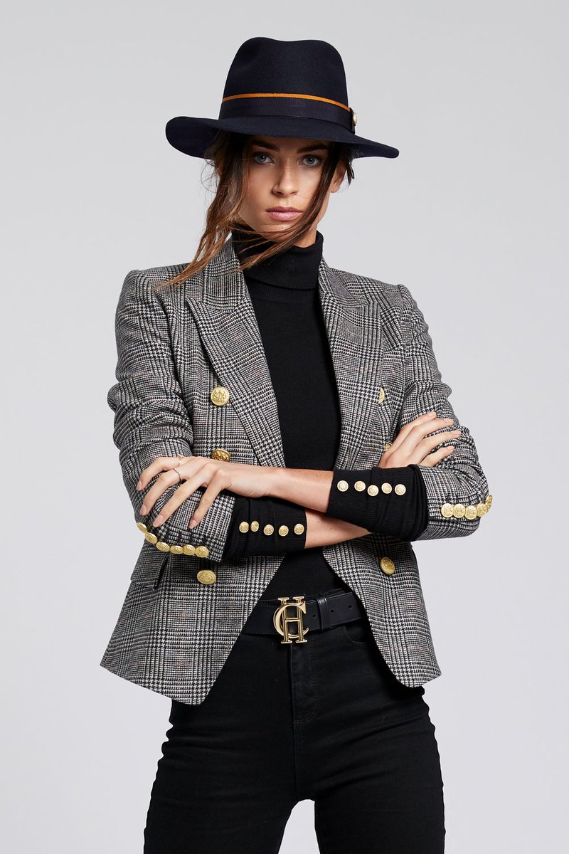 The Autumn is here and so is our collection!!! #alexandraromanlimited #burghelyhorsetrials #blenhaimpalace #blenhaim #coltswolds #fourshiresmagazine #gloustershire #horeses #horsetrials2018 #glamorousladies #luxurylifestyle #luxury #luxurycars #luxuryhomes #harpersbazaar