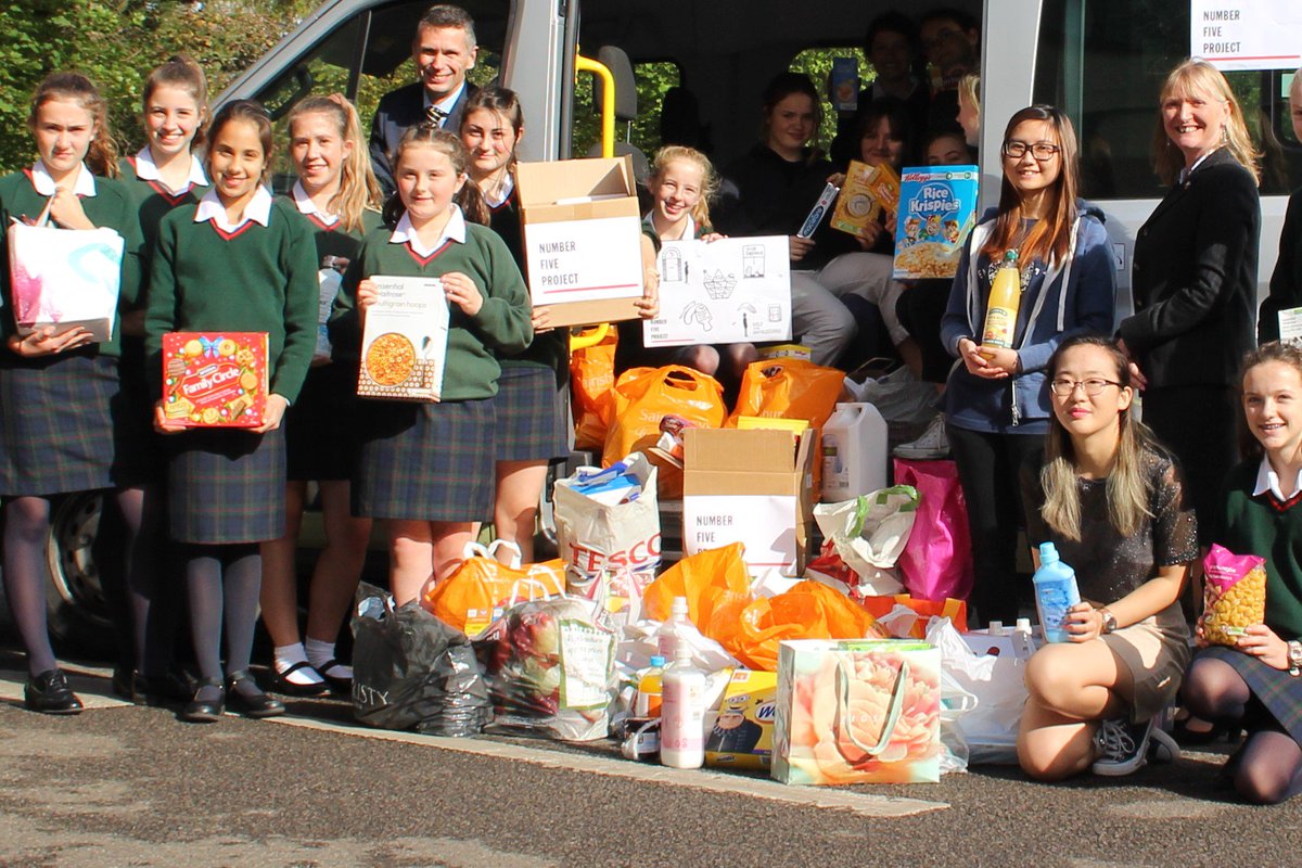 priors_field's tweet photo. #charitytuesday sees 6th Form taking the lead in collecting donations for the #NumberFiveProject hot on the heels after raising £400 for #MacmillanCoffeeMorning. Learn more about Sixth Form at this Thursdays Open Evening from 6.00pm https://t.co/oXjsqxGZrv https://t.co/gypkjYhktD