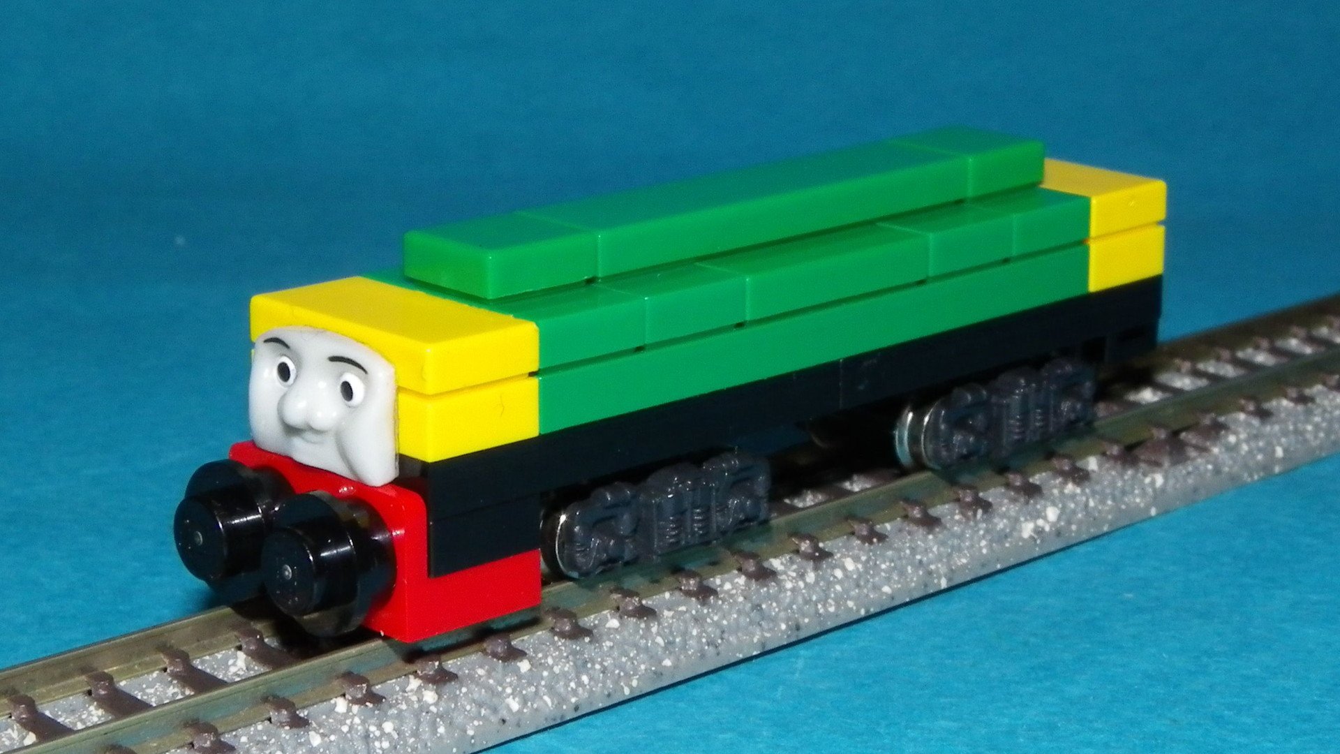 Small Thomas World Thomas Friends N Gauge Lego Train Brake Tender きかんしゃトーマス ｎゲージ レゴトレイン ブレーキテンダー 機関車の制動力不足を補うための車両です 機関車と連動するブレーキを備えており中には鉄クズが詰め込まれています