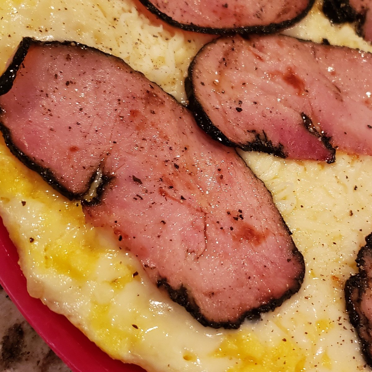 elmoodiefoodie's tweet photo. #frittata topped with #blackforestham and #mozzerella #macrosonpoint #ketodietrecipes https://t.co/ZiL6qKrgLP