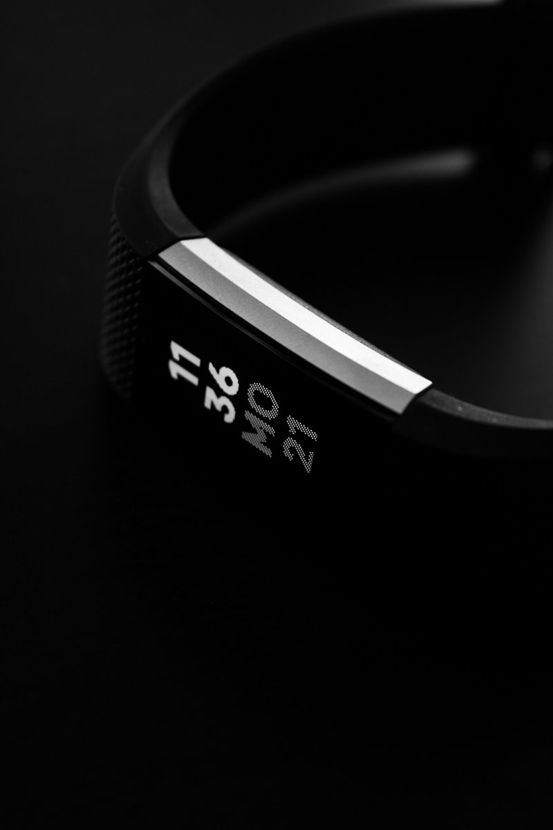 vertex_id's tweet photo. Ever thought about how Fitbit data is utilised, beyond insights for users? We explore a few avenues in our latest blog at https://t.co/RfJ4QB1BHA #insurance #fitbit #data #bigdata #analytics #healthcare #doctors #inependence #medicine #activity #vertex #blog #businessintelligence https://t.co/K93oi6kPLe