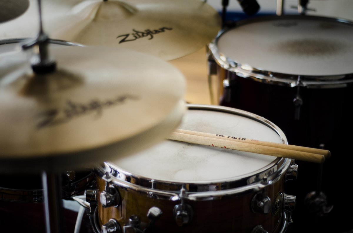 ZKenoby's tweet image. Sticks aren&apos;t made to be let alone.
I should go practice!!
#drumpadawan #drums #practicingdrums #vicfirthsticks #zildjian #drummer