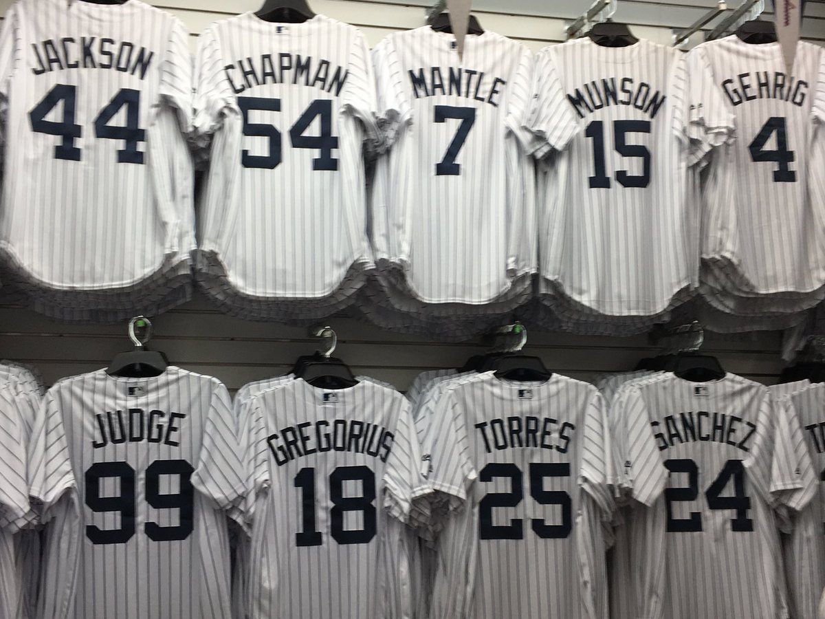 yankees no name on jersey