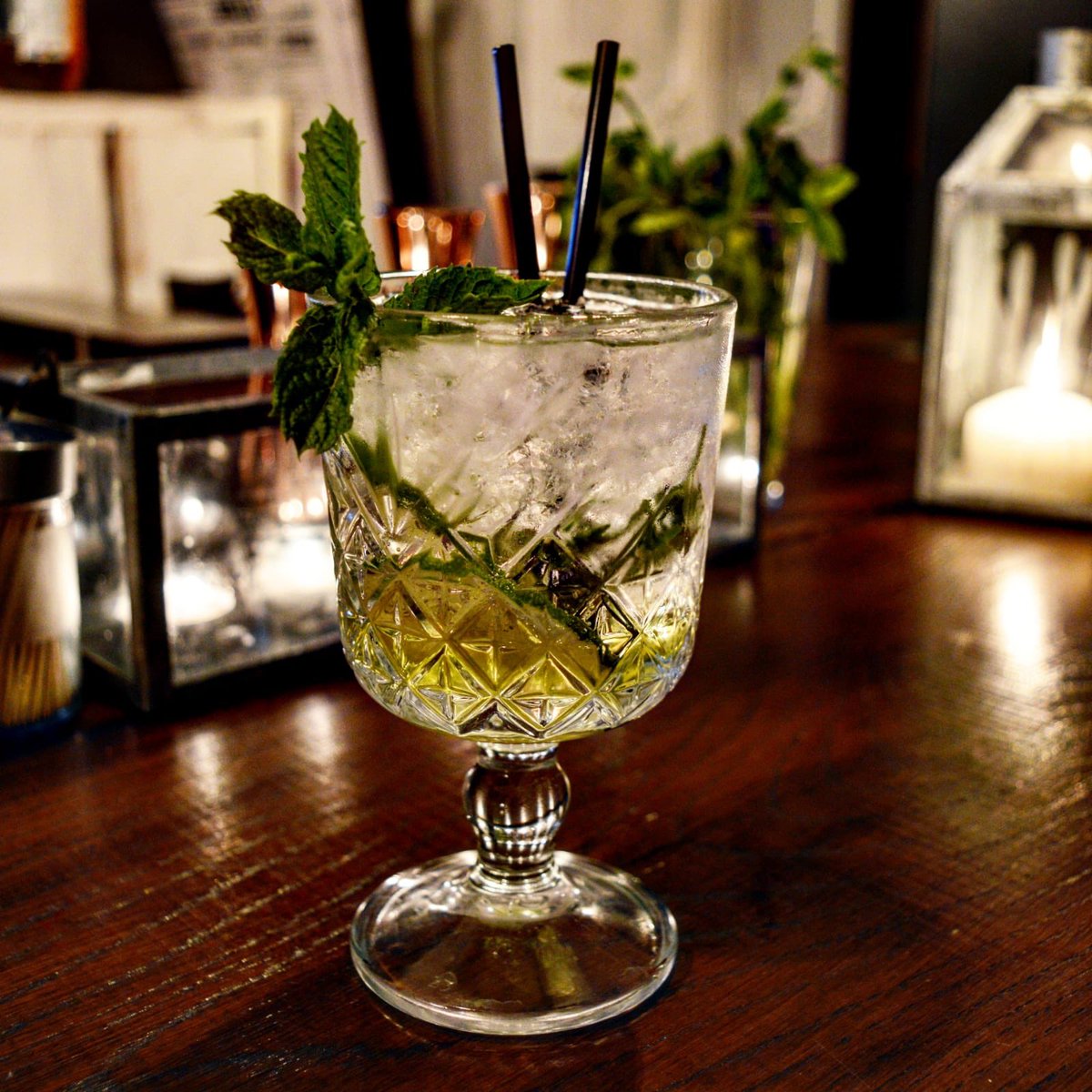 2-4-1 Cocktails 🍸&amp; Prosecco 🥂 every Thursday  at Grilla 😍