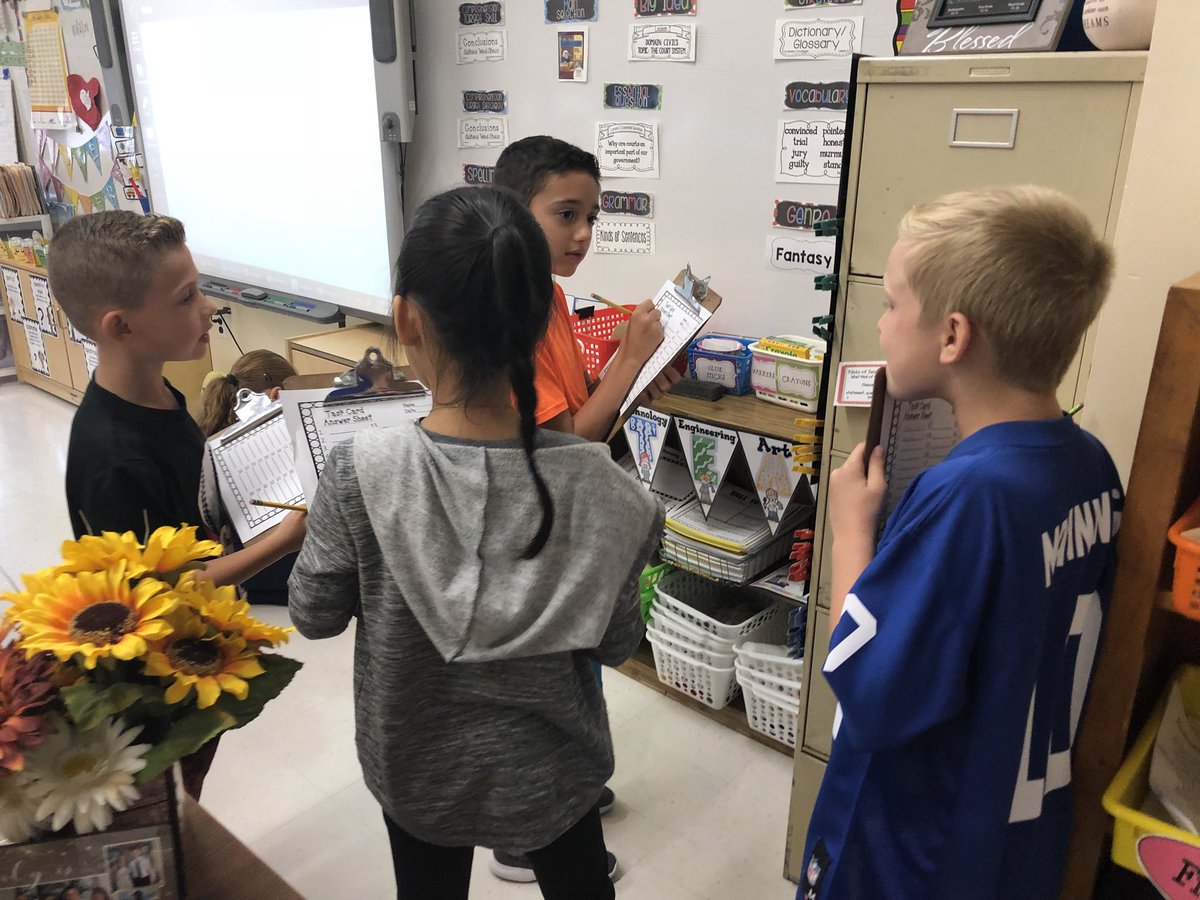 cynthia_cavallo's tweet image. Going on a scavenger hunt looking and recognizing different types of sentences.... command, exclamation, statement and question.  #grammarfun! @KLSBethpage