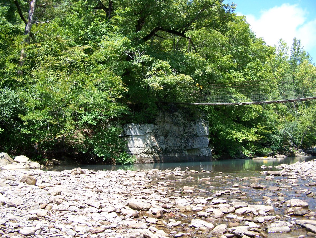 MulberryRapids's tweet photo. Even when the #MulberryRiver is low, it's a great place to hang out. This an old picture of the swinging bridge near #Oark. #Arkansas #Hike #RoadTrip @TunerBend @ArkansasOutside @OnlyInArk https://t.co/toDiUsLlin