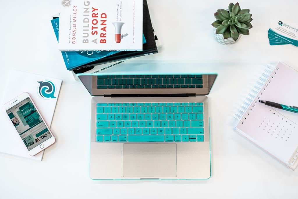ReedAssociates's tweet photo. October is here and that means it's planning season! Each fall, we sit down and walk through our client's performance and reporting, as well as recommendations and projections for the new year. That way we can stay on top of our game and ensure their success!
#agencylife https://t.co/rPT5mWVJVg