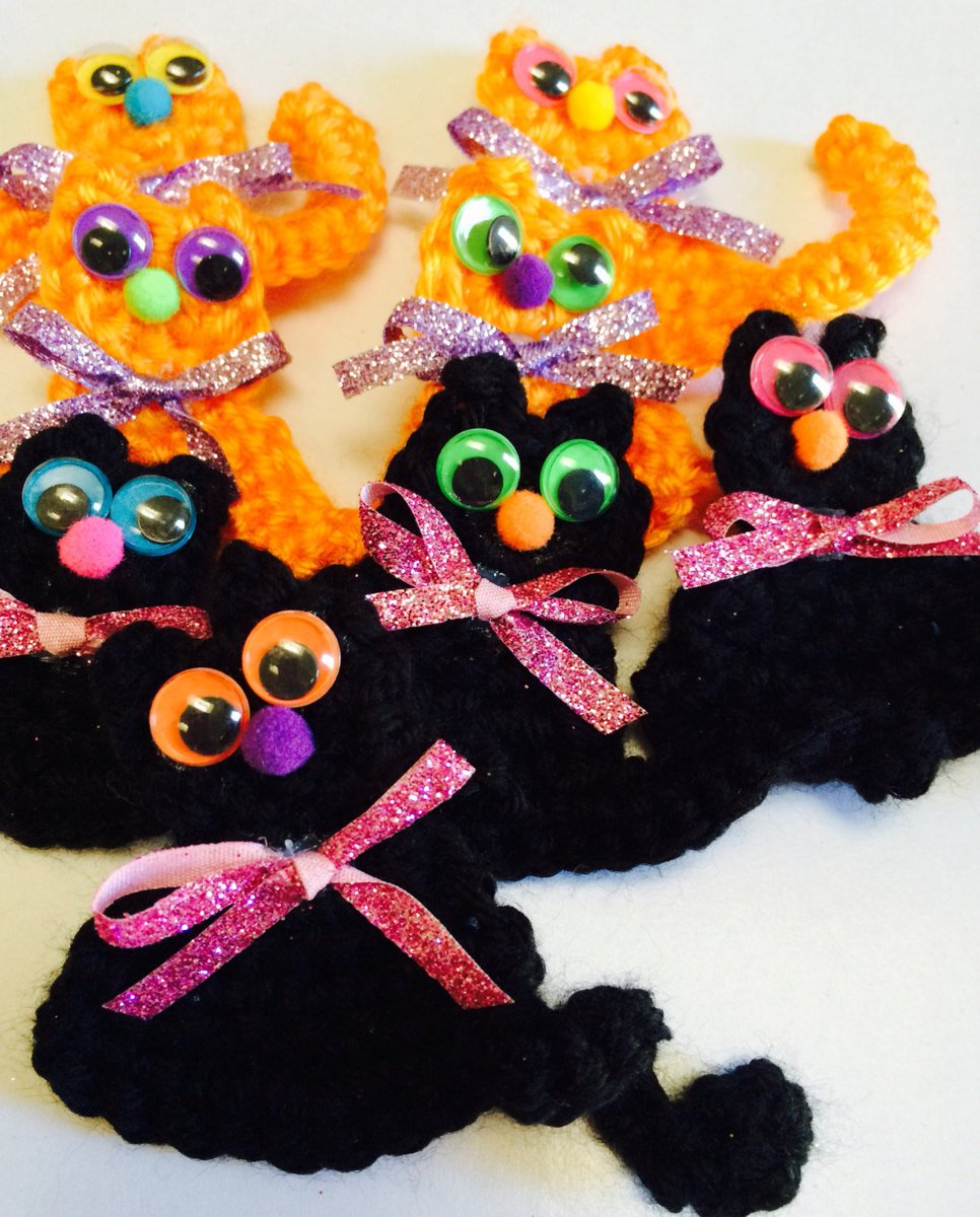 ChestnutCrochetShop.etsy.com
Sharing....
Really love this, from the Etsy shop mommylion. etsy.me/2NV0U2G #etsy #supplies #catdecoration #glitteredkitty #halloweenappliques #blackcats #orangecats #halloweencats #crochetcats #kitties