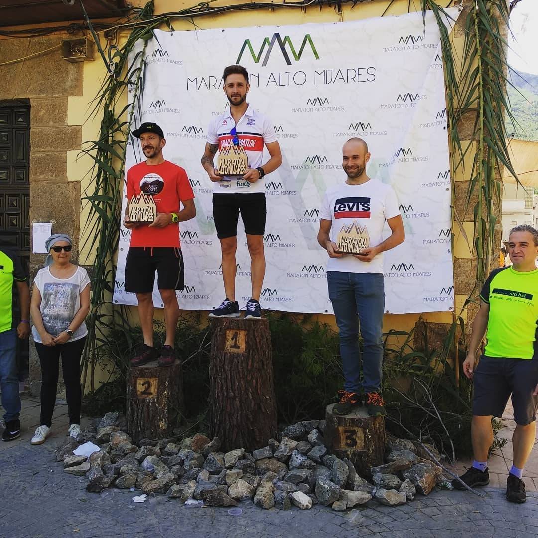 Victoria de Roberto Benavent @rober_good_wind  en el trail Alto Mijares.

Este 2019 va a ir muy rápido en los duatlones.

👏👏👏