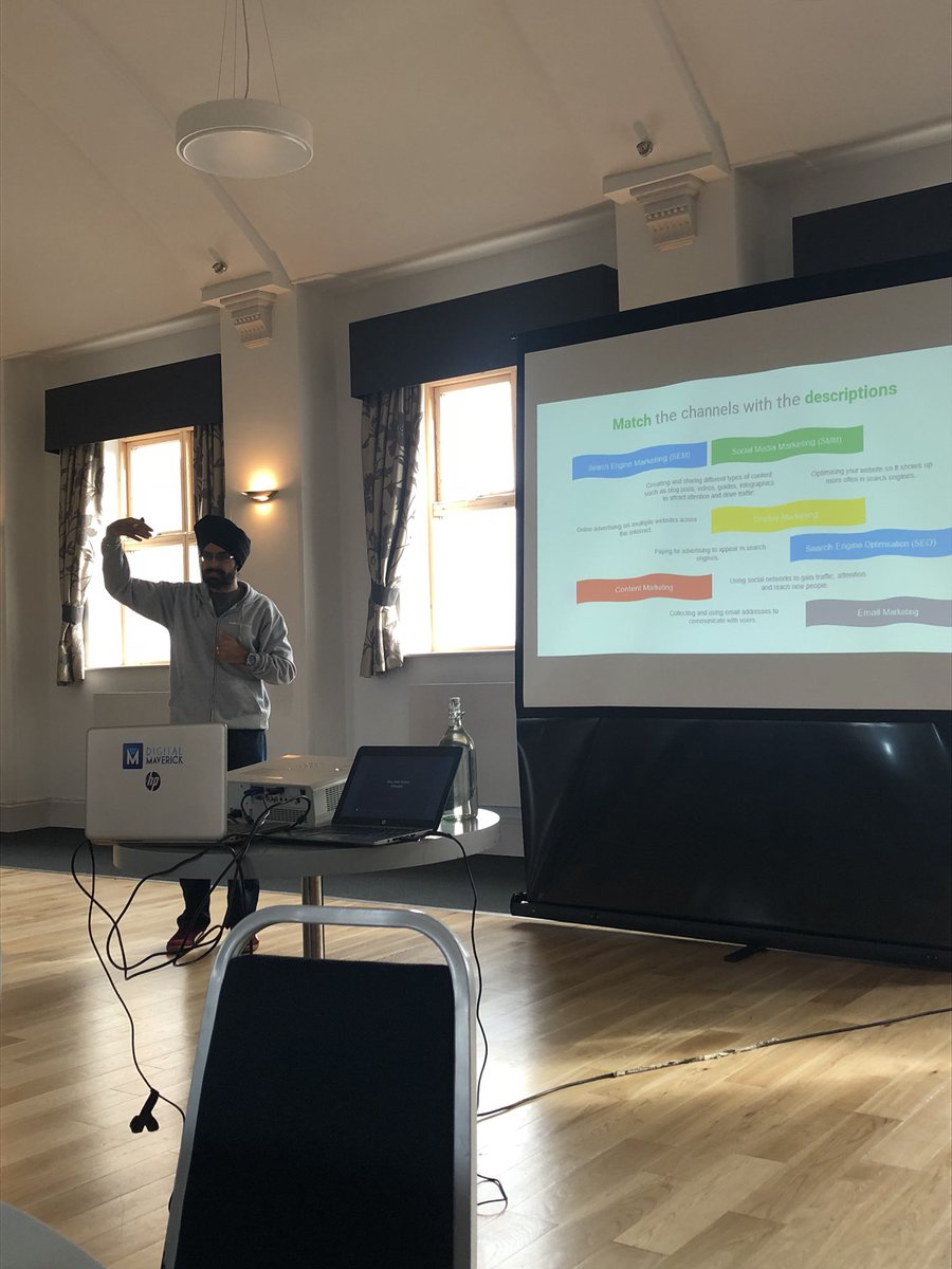 Two great sessions delivered by Prab at today’s #DigitalGarage! Lots of knowledge shared! <a href="/LloydsBankBiz/">Lloyds Business</a> <a href="/LBGAmbWales/">Louisa King</a>