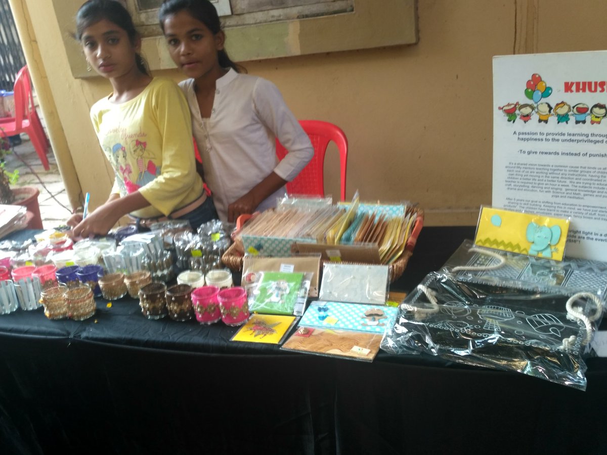 TheIndoreRocks's tweet photo. Sharing the few glimpses of #Faeth - the conscious living festival !! The participants are The Address Chic, Khushi, Swaym, @jaiviksetu, Mittal CRAFTWORKS, @Facet58, Dhara Naturals, The Green Organics, @ArihantCapital and many more..... https://t.co/p5xUfVi2BI