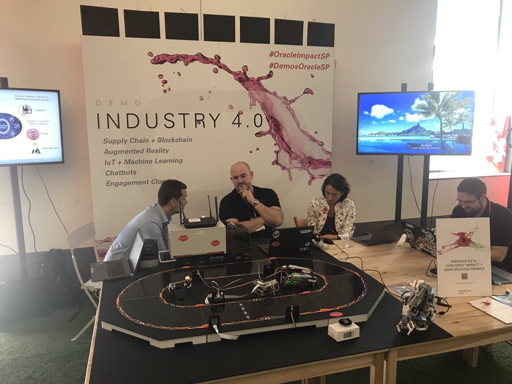 LilloCerrada's tweet image. De los pocos momentos de relax cuando se quiere Impactar!!! #OracleImpactSP #DemosOracleSP #WeDoIndustry40