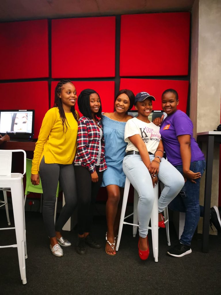dgtlgirlafrica's tweet image. [Teens CODING BOOTCAMP] 

#girlsintech #tech4development