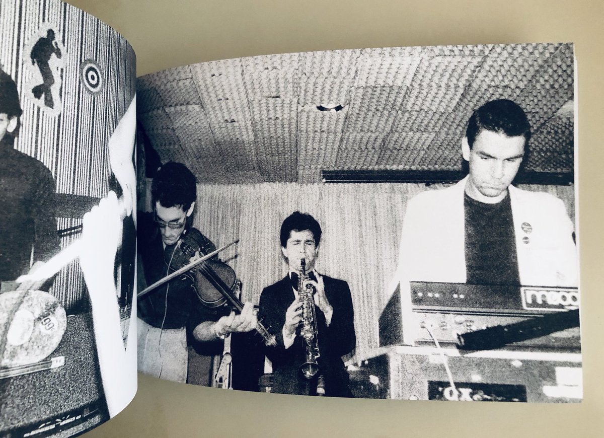 satoshi_iwase's tweet image. PUNKS &amp;amp; PORTRAITS SAN FRANCISCO 1979  by John Roberts. Publisher - Tiny Splendor.サンフランシスコのパンクとストリートシーンをとらえた写真が30年後に発掘されまとめられた。#LydiaLunch #Tuxedomoon など貴重な写真多数。