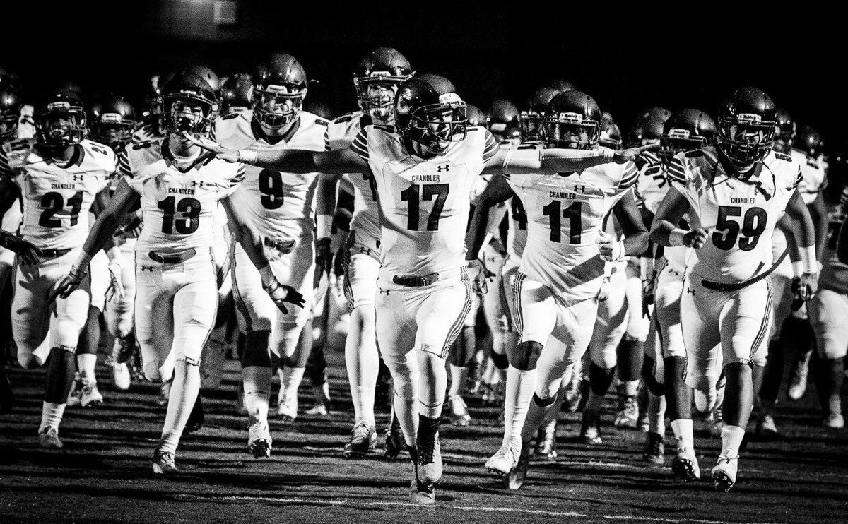 ShannonLiebroc1's tweet image. Love the excitement and brotherhood these boys share. #shannonliebrockphotography #wolvesfootball @LiebrockBrayden @jacob_conover17 @ZachBowers00 @malik_tbc @Kyler61786082 @CarlosB62694143