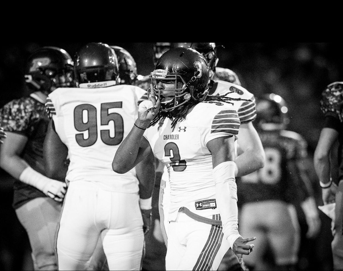 ShannonLiebroc1's tweet image. Love the excitement and brotherhood these boys share. #shannonliebrockphotography #wolvesfootball @LiebrockBrayden @jacob_conover17 @ZachBowers00 @malik_tbc @Kyler61786082 @CarlosB62694143