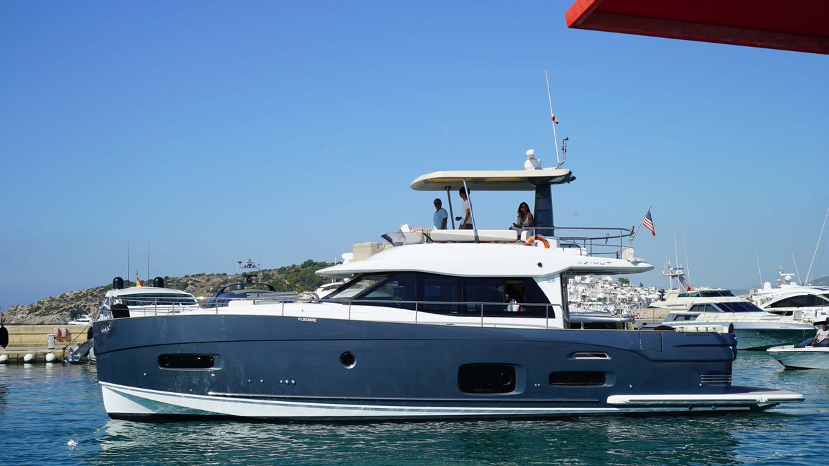 We love sailing
·
#Ibiza #MarinaBotafoch #Eivissa #Sea #Mediterranean #Mediterráneo #Barco #Boat