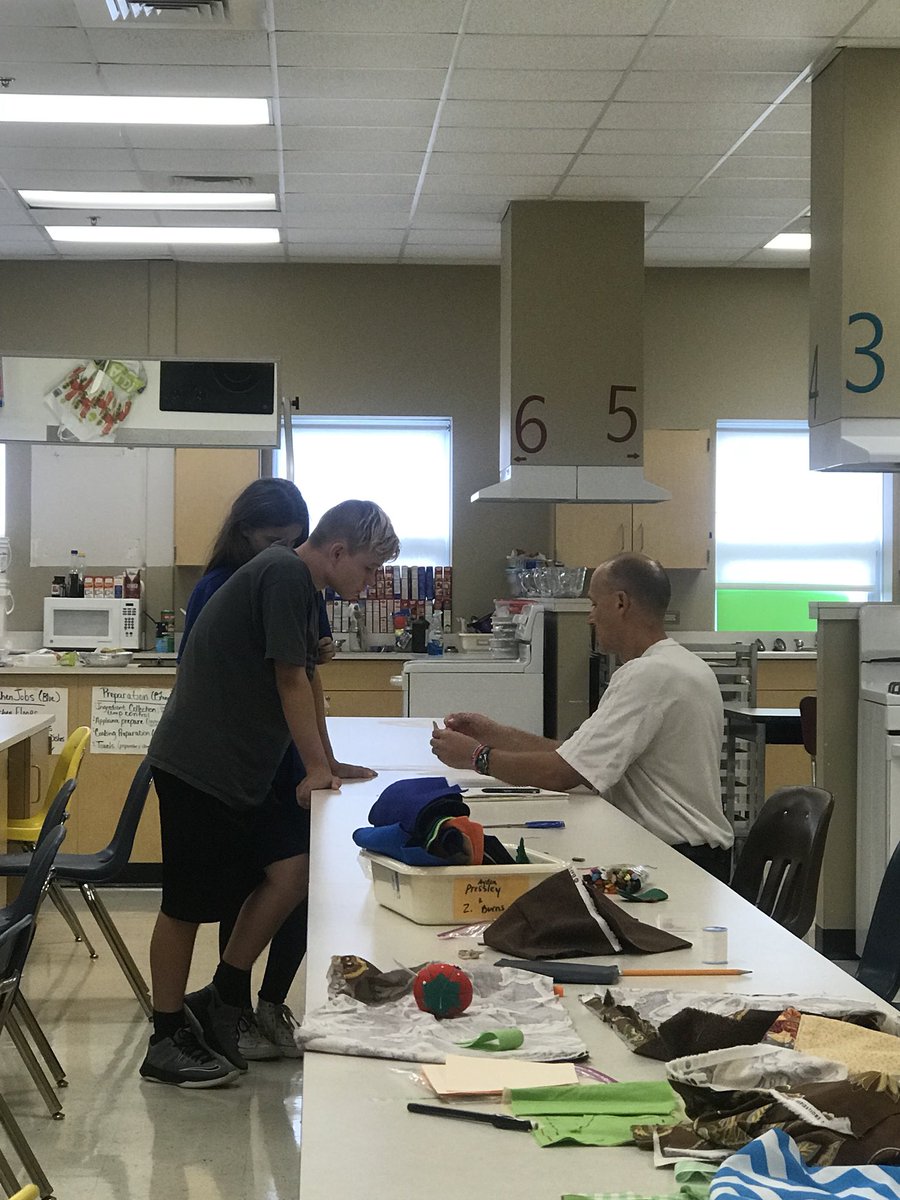 atriplett99's tweet photo. Learning a new stitch with @mkvalentine7 and getting a little help from Mr. Olson while he was observing! The kiddos really think it’s neat that he can sew! https://t.co/kKOhewgT8k