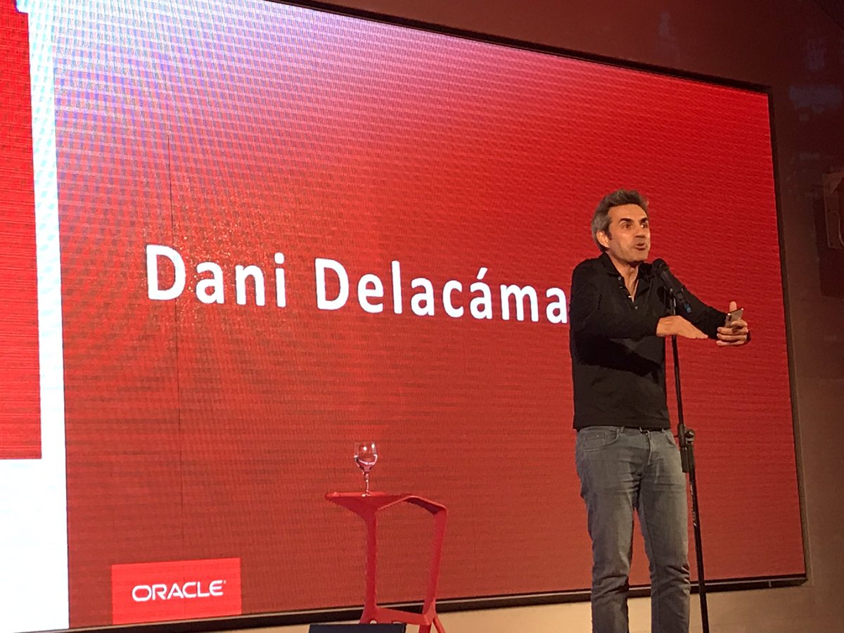 Carmenpizarro's tweet image. #OracleImpactSP El gran @Danidelacamara cerrando el día de la #innovación de @oracle_es