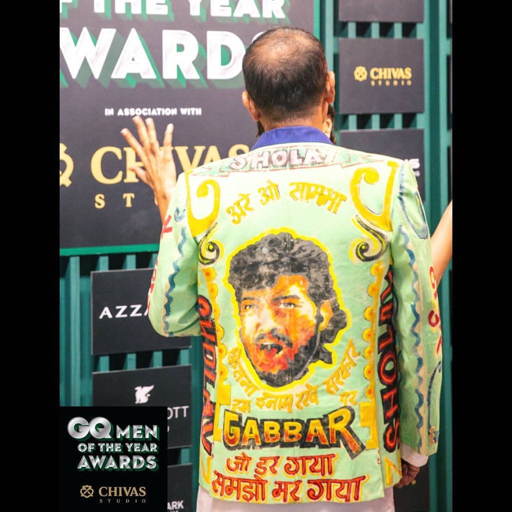 gqindia's tweet image. #TryThis: A Gabbar jacket. Because why not? This one was spotted on AD Singh at the 2018 Men Of The Year Awards in association with @ChivasIndia. #📷: Manish Mansinh.
______________________________________
#ADSingh #Gabbar #Sholay #Filmi #Jacket #Style #Fashion #GQ10 #chivasindia