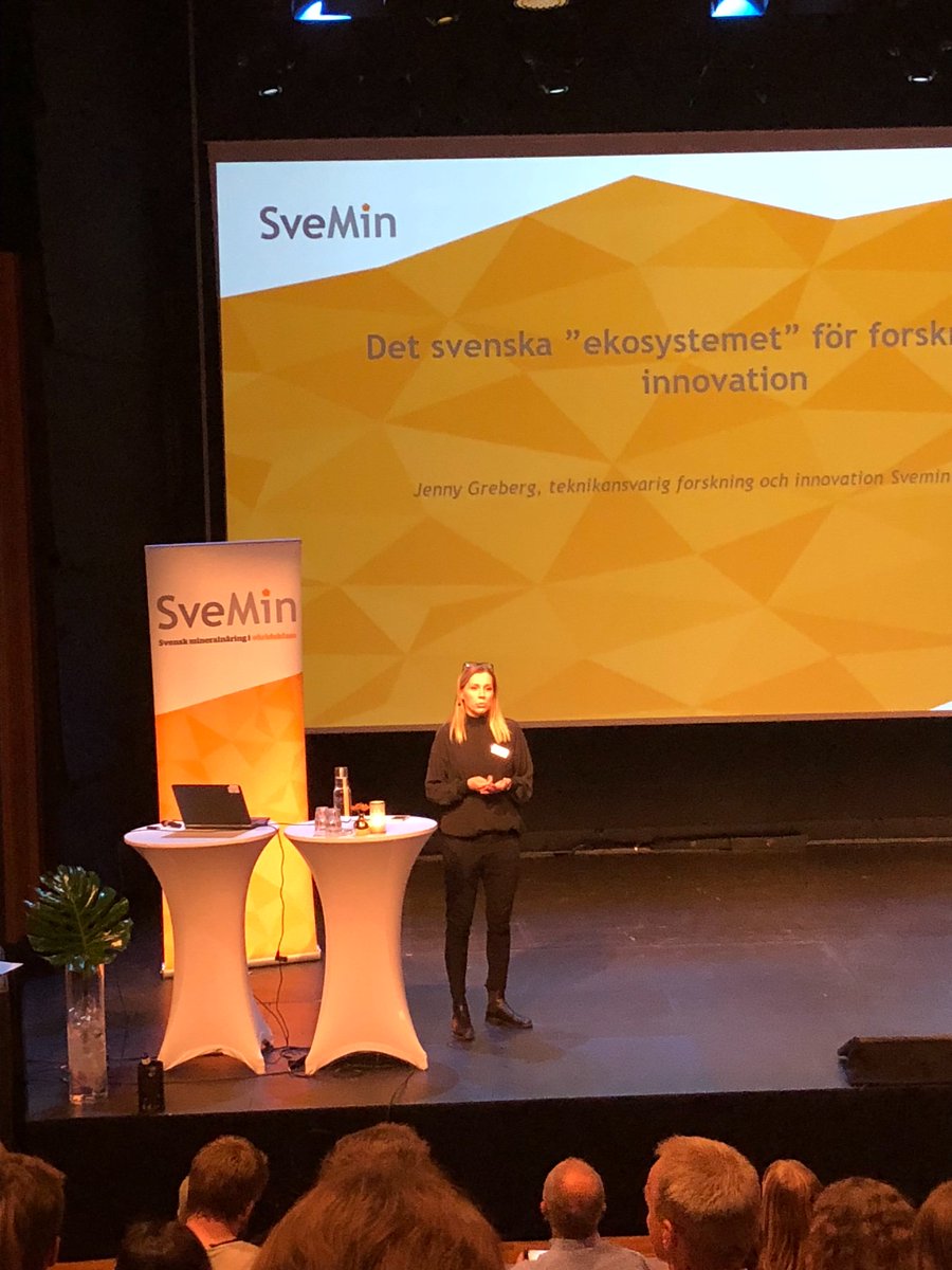 Swedish_Mining's tweet photo. På plats på Svemins miljökonferens idag för att berätta om det svenska gruvinnovationssystemet #sipstrim #sipnytt #swedishmining #svemin https://t.co/WwYhYYlW2j