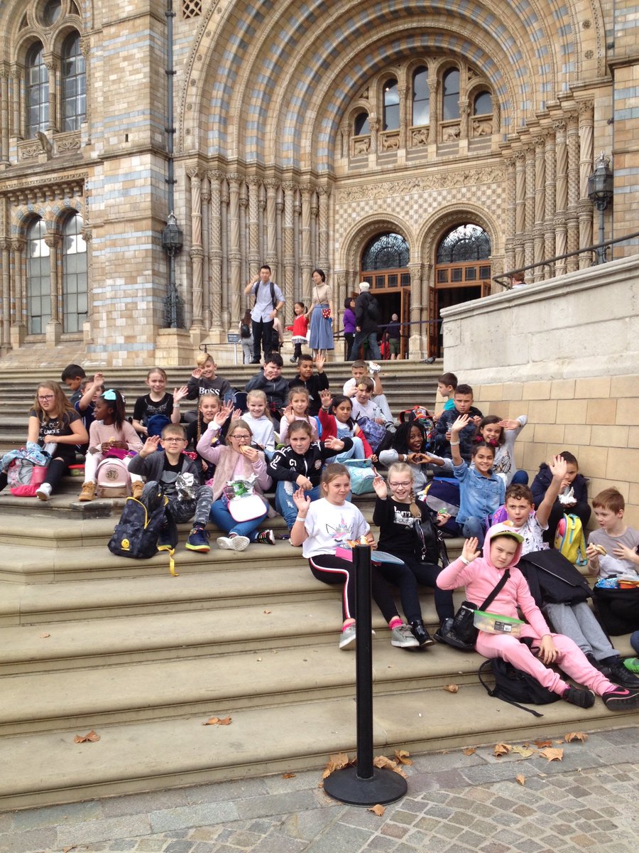 Checked in to the Natural History Museum - Dinosaur time!
