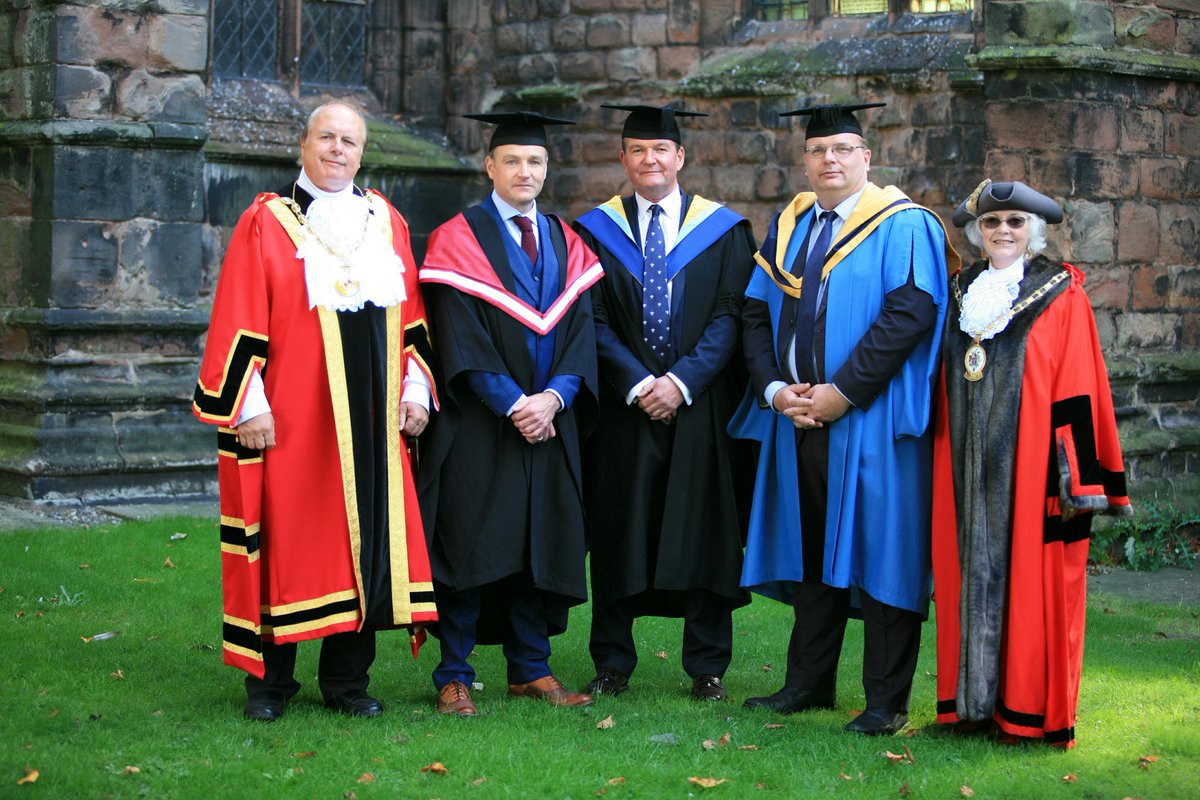 Reaseheath's tweet photo. What a delight to welcome the Mayors of @CheshireEast East and @NantwichTC along with our new Chair of Governors David Pearson MBE to #reaseheathgrad 2018! https://t.co/THP9gEaB0L