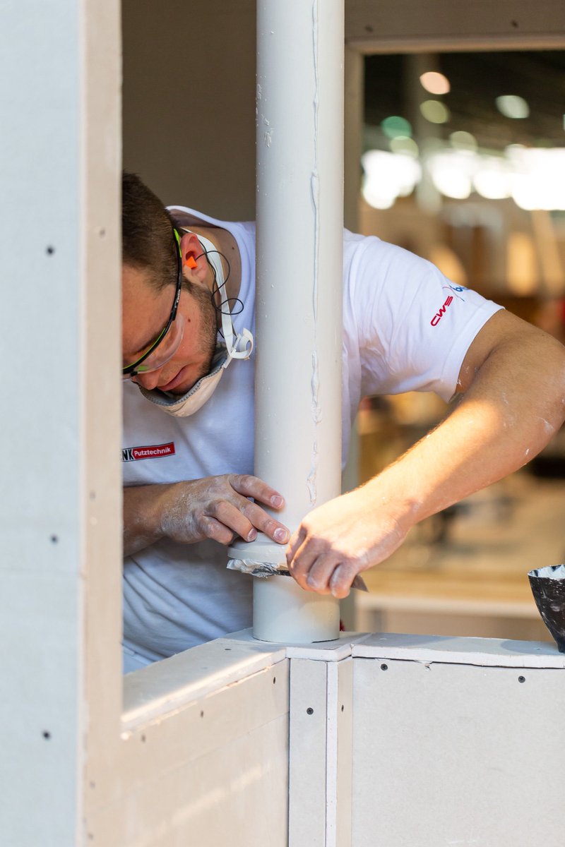 quick_mix's tweet photo. Die vielen Stunden der Vorbereitung haben sich wirklich gelohnt und auch wir haben drei Tage lang die Daumen gedrückt. Toll gemacht, wir sind stolz auf dich!
Weiter Infos zu Alexander und den EuroSkills: https://t.co/VIhKOldrx6 https://t.co/eiu5tzwL7n