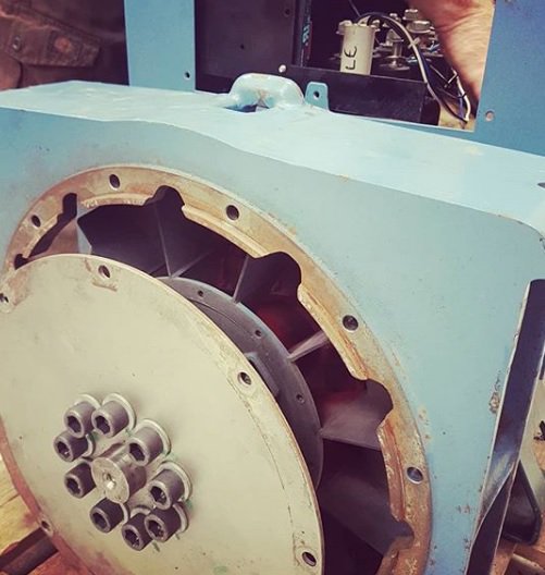 GibbonsGroup's tweet photo. Not just motors: our experienced rewinds team has been busy refurbishing this alternator today https://t.co/ivHDcvpKGQ #rewinds #rewindsworkshop #alternator #motor #refurbishment #workshop #worksforme #rewindsandrepairs #refurbish #goodasnew #engineers #engineering #10ktalks https://t.co/FwfKeDPaji