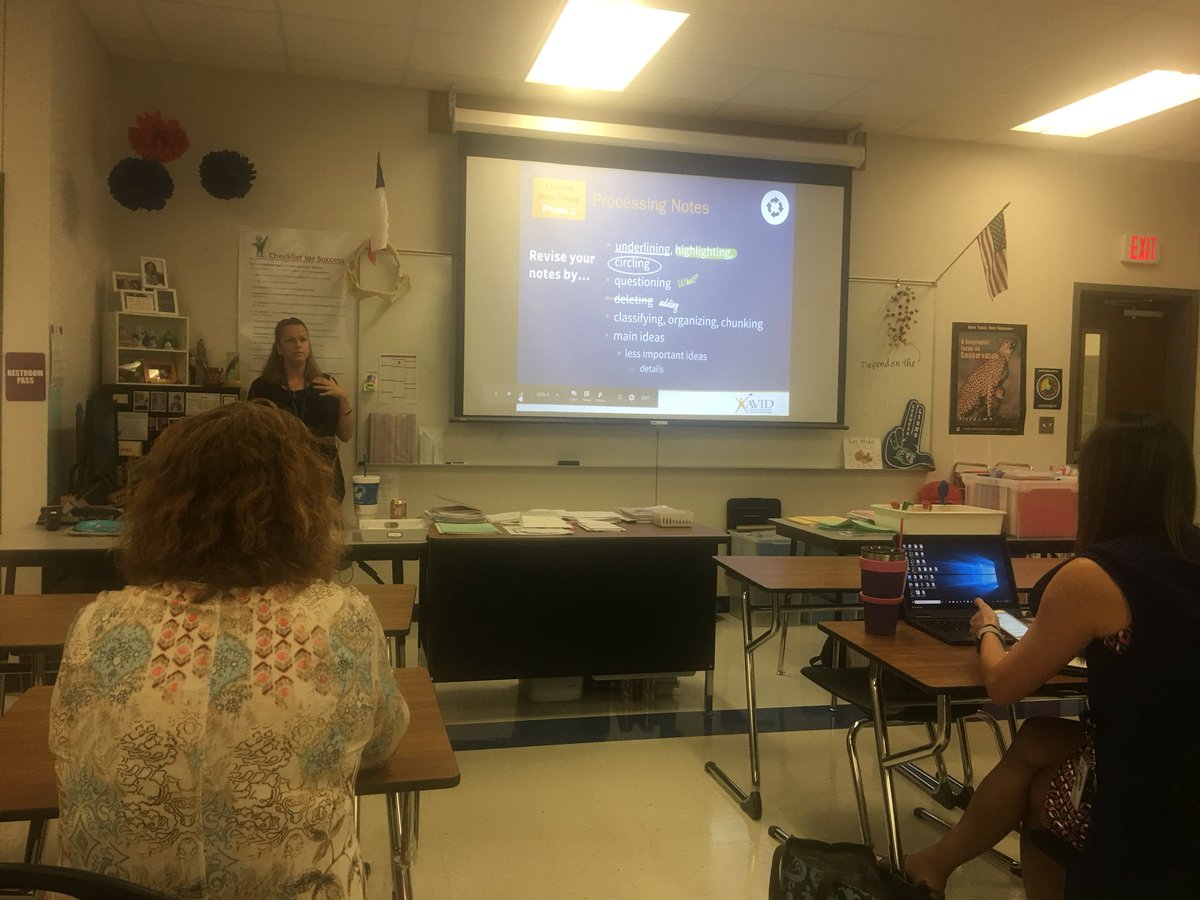 LHS Science is leveraging vertical time during Art of Teaching meetings to share TWICOR strategies. Thanks MsTPayne for leading by sharing your recent AVID training! @lhsprincipal18 @GambleChristie <a href="/lisdsecsci/">LISD Secondary Science Team</a>