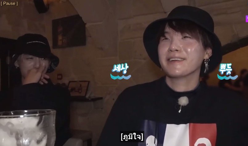 Yoongi is my world ⁷ 🐰🐱🍊 tweet media