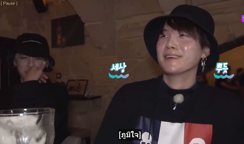 Yoongi is my world ⁷ 🐰🐱🍊 tweet media