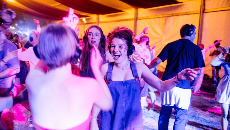 Cambridge Folk Festival tweet media