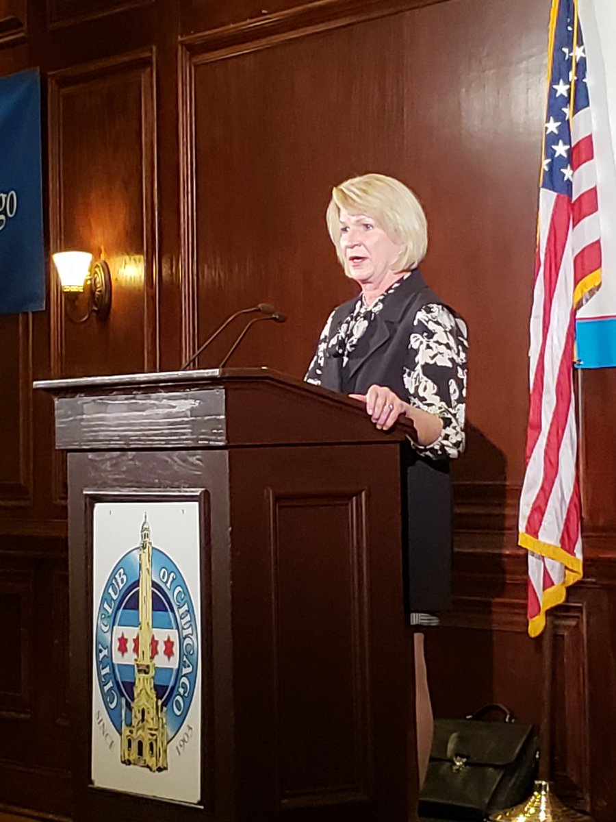 43rdWardGOP's tweet photo. Great hearing @sengerdarlene who is running for Comptroller in #Illinois speaking at the @CityClubChicago breakfast this morning!. https://t.co/bHnXcHa0sj
