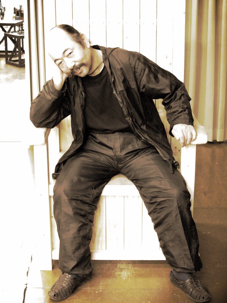 演劇実験室 万有引力 報告 去る9月28日 元演劇実験室 天井棧敷の重鎮にして演劇実験室 万有引力の旗揚げメンバーの一人である万有引力obのサルバドール タリが永眠致しました ここに生前に賜りましたご厚誼に深謝致しますと共に謹んでご報告申し上げ