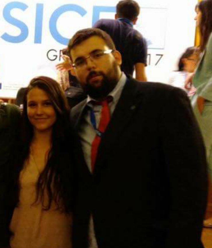 aupoliteia's tweet photo. Enhorabuena a nuestra compañera @Andrea_JuarezA por su elección como Subdelegada de @dcpsugr y a nuestro compañero @MoralesAML por su elección como primer coordinador de externas de la @dcpsugr 
ENHORABUENA Y SEGUID TRABAJANDO DURO COMPAÑEROS!! https://t.co/ksMuzytM1F
