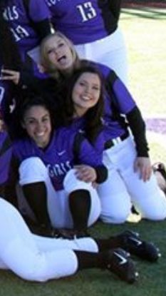 megsfromva's tweet photo. Happy Birthday to our angel 💕 I miss you everyday, punk. #bestcatchersquad #proteinislyfe #croppedtops https://t.co/f9FSzwMJoQ