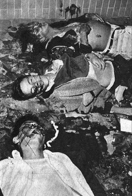 epigmenioibarra's tweet photo. #2DeOctubre
Los que hicieron de la corrupción y la impunidad la ley en este país herido 
Los que tanta sangre derramaron para perpetuarse en el poder
Ya se van!
Le quedan al PRI y a Peña Nieto menos de dos meses 
30 millones de ciudadanos honramos a quienes murieron en Tlatelolco https://t.co/fBpKVTS9ok