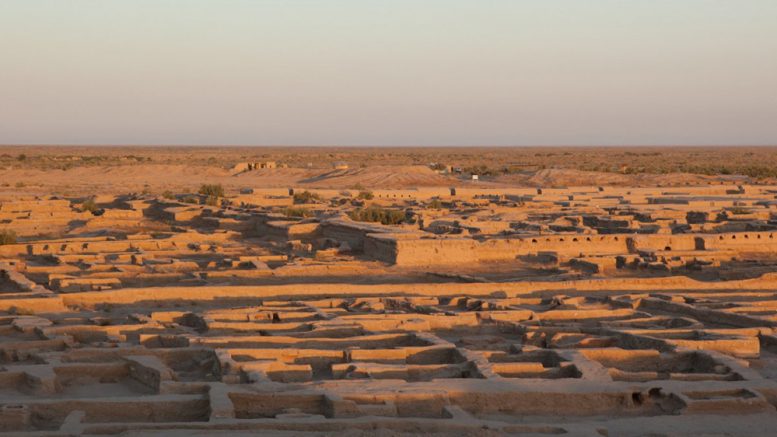 TryThisDotCo's tweet photo. The most mysterious and unexplored of Central Asia's 'stans, Turkmenistan
#trythis #traveltips #traveltipsDR #TravelTipsandTricks #traveltipster #travelgram #thegoodlife #travelfriendly #traveller #traveling #TravelTuesday #instatravel #travelblogging
https://t.co/pp8NexLqK5 https://t.co/8WrcnzxBgL
