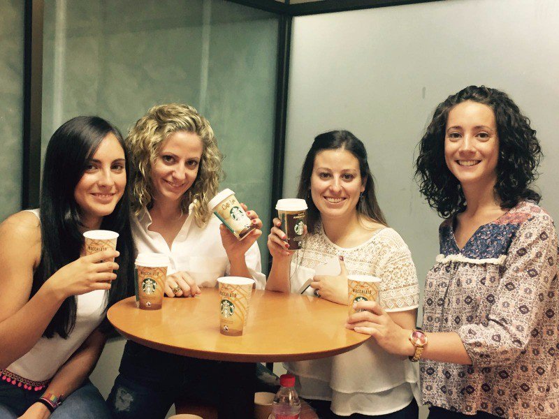 TheInsidersNet's tweet photo. Insiders in Spain met their friends for coffee to try innovative and delicious Starbucks’ flavors. Yum! #BrandAdvocacy #InsiderInfluence https://t.co/3LnErMJEm3 https://t.co/h5bxd85r3p