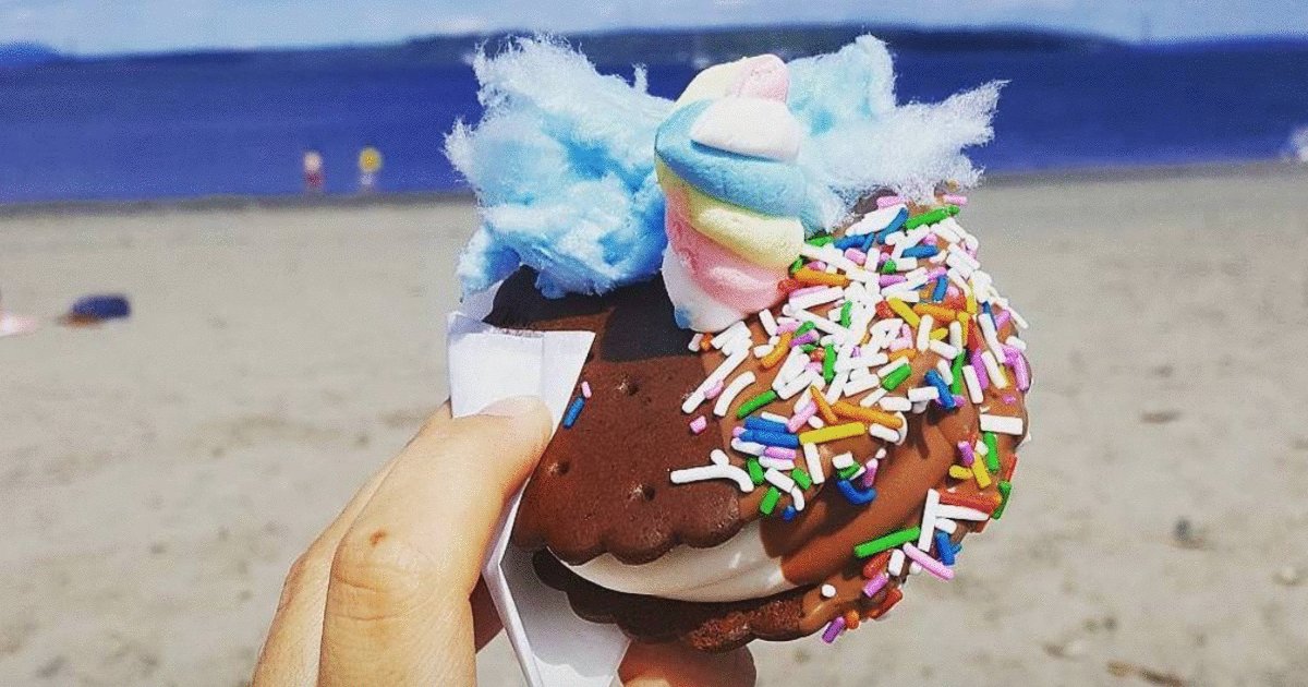 On s'en food! (@onsenfood) on Twitter photo Une crème glacée à la licorne ? C'est sûr qu'on veut essayer ça ! Découvrez où s'en procurer ! via <a href="/NarcityQuebec/">Narcity Québec</a> ow.ly/i9zx50jhRNs Une crème glacée à la licorne ? C'est sûr qu'on veut essayer ça ! Découvrez où s'en procurer ! via <a href="/NarcityQuebec/">Narcity Québec</a> ow.ly/i9zx50jhRNs