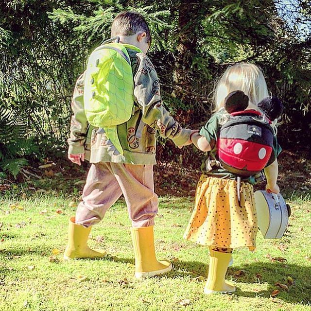 LittleLifeUK's tweet photo. Lovely post by @shellandthelittlies getting outside 🙌 with @littlelifeuk backpacks #autumnisawesome #packitallin https://t.co/HNEIJducZ6 https://t.co/omzayDpB7q