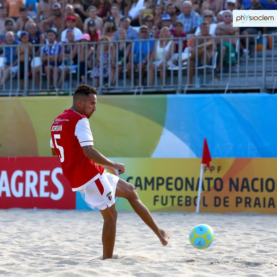 PhysioclemPT's tweet photo. Parabéns ao "nosso" Jordan Santos, do @SCBragaOficial pela nomeação para Melhor Jogador de Futebol Praia do Mundo #Physioclem https://t.co/xR9xYexSF4