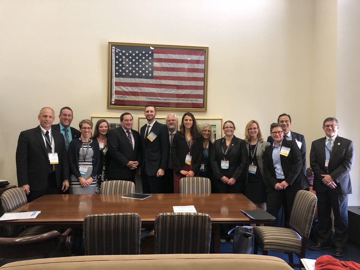 DrRyanMallory's tweet photo. A big thank you to @SenDonnelly for taking time to listen to the @inacc Cardiology delegation in supporting efforts to reduce prior authorization requirements, increase NIH funding, and reduce administrative burden in order to improve patient care. @Cardiology #ACCLegConf https://t.co/9sBqwMqqS2
