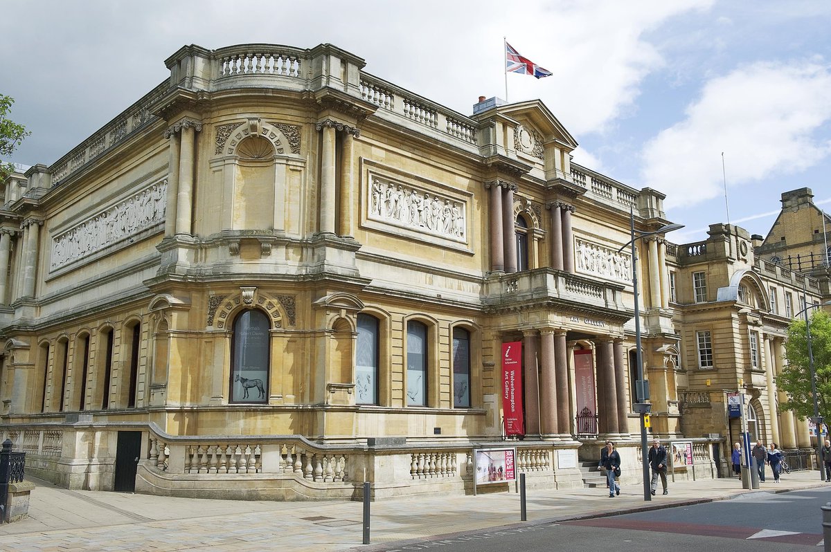 Hayward Gallery Touring announces Wolverhampton as 1 of 4 cities to be part of biggest touring exhibition of contemporary art in UK. British Art Show 9 will exhibit at <a href="/WolvArtGallery/">Wolverhampton Art Gallery</a>  and University of Wolverhampton School of Art between Feb &amp; May 2021: socsi.in/wrn9R