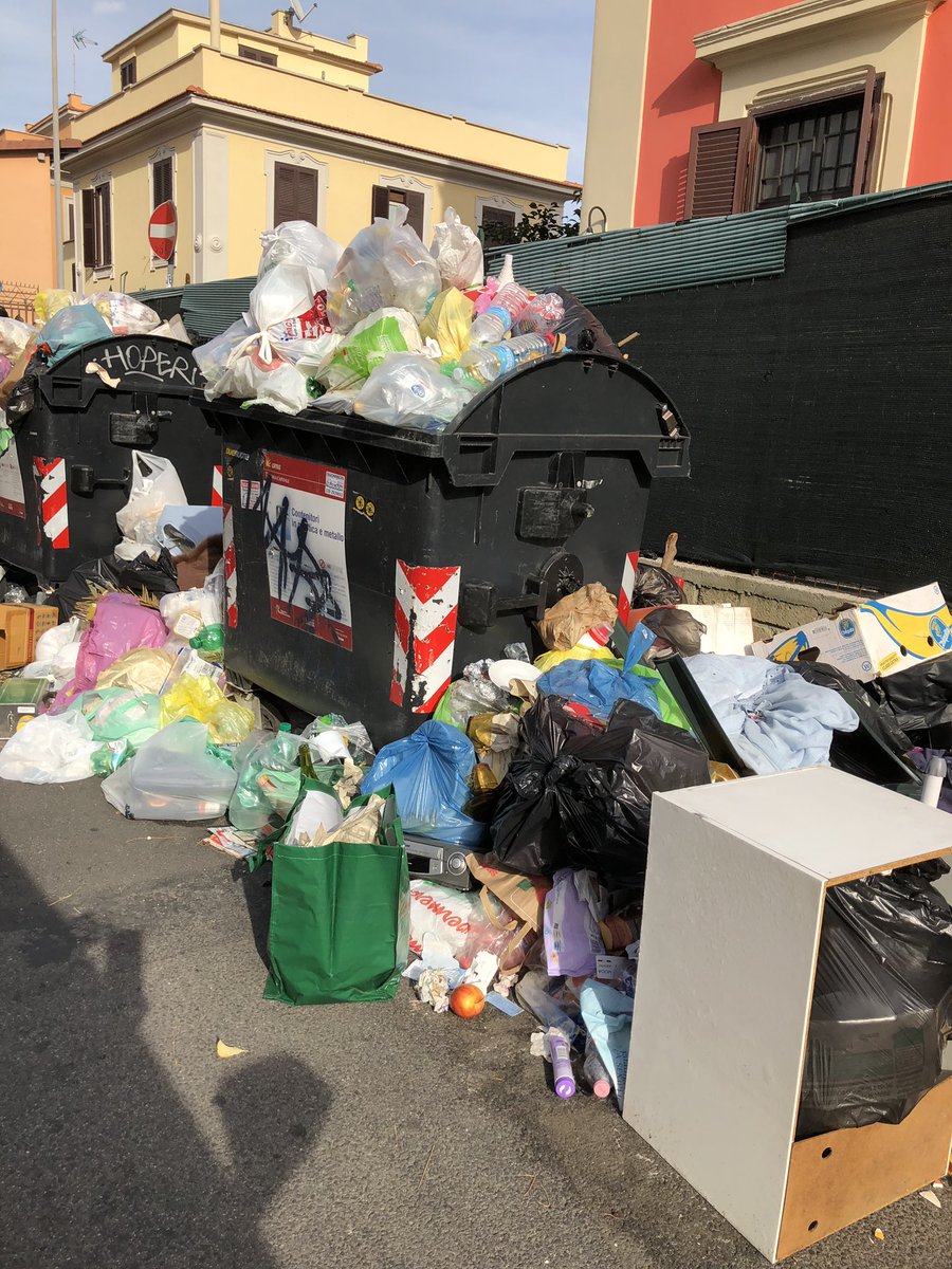 Francesco tweet media