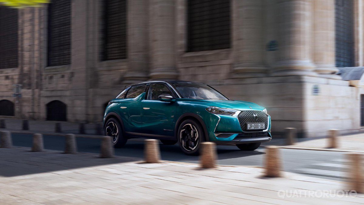quattroruote's tweet photo. Presentata la prima elettrica della #DS, la #DS3 Crossback E-Tense. Sullo stand parigino anche l'ibrida plug-in #DS7 Crossback E-Tense 4x4 e la Concept X E-Tense https://t.co/7GImj0tvBn https://t.co/QEjt7eXMef
