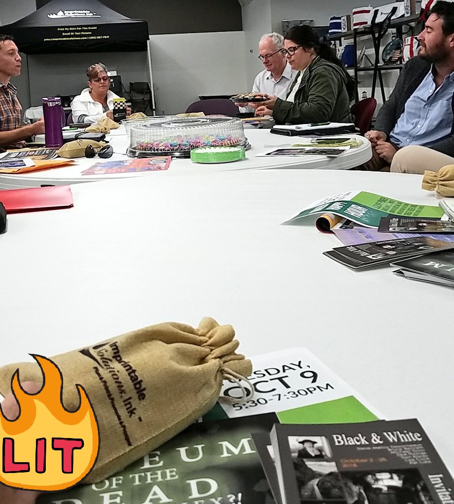 MAG_Rochester's tweet image. Morning meeting in the Neighborhood of the Arts and @roccitynews reminds us all that Best of Rochester voting is still going on. #BestofRoc18 highlights all that good in the Neighborhood #ExploreNOTA
#ImprintableSolutionsInk