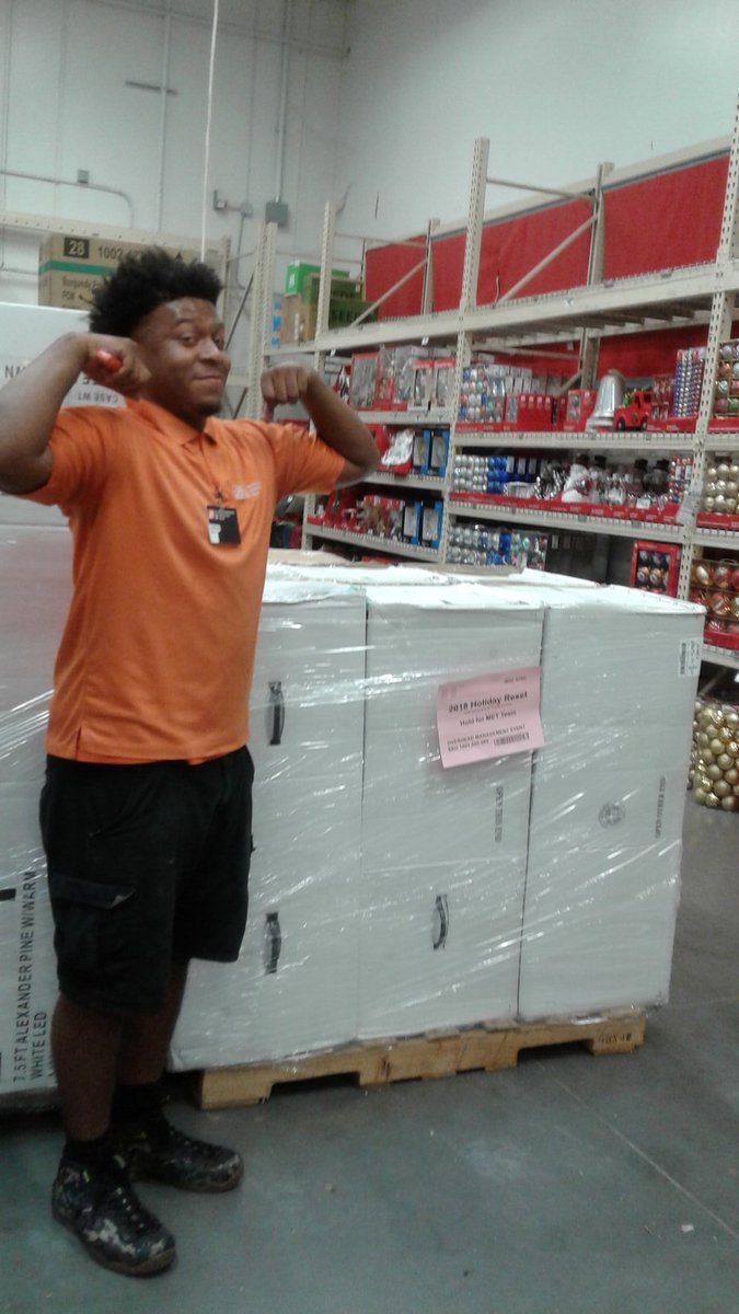 Christmas strong at 8517